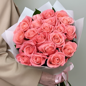 Букет из 21 коралловой розы (60 см) в Краснозаводске