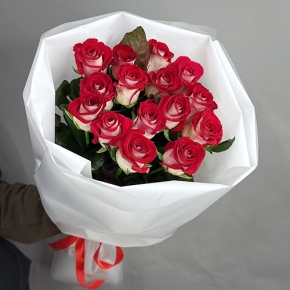 Букет из 15 рубиновых роз (70 см) в Краснозаводске