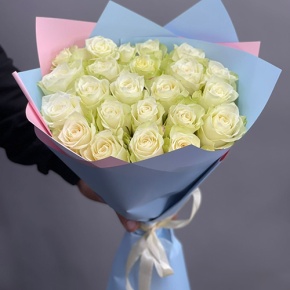 Букет 25 белых роз Кения (50 см) в Краснозаводске