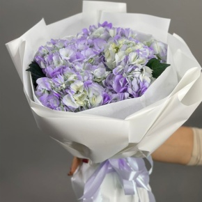 Букет из 5 фиолетовых гортензий в Краснозаводске