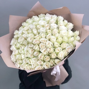 Букет 101 белая роза кения (50 см) в Краснозаводске