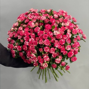 Букет из 31 кустовой розы Фаерворкс (60 см) в Краснозаводске