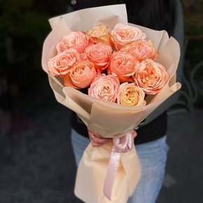 Букет из 11 пионовидных роз Эквадор сорта Кахала (60см) в Краснозаводске