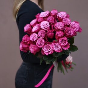 Букет из 25 роз Космик (50 см) в Краснозаводске