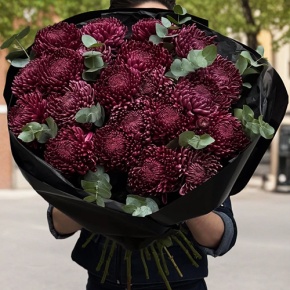 Букет из 21 винной хризантемы Бигоуди в Краснозаводске