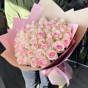 Букет 101 роза Свит ревиваль (60 см) в Краснозаводске