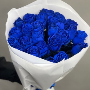 25 синих роз Эквадор (60 см) в Краснозаводске
