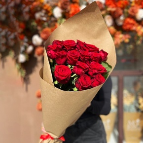 Букет 15 красных роз (80 см) в Краснозаводске
