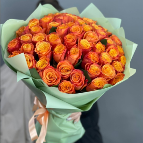 Букет из 71 огненной розы (40 см) в Краснозаводске