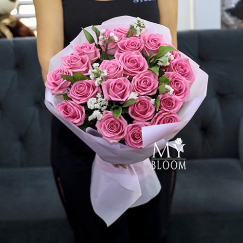 Букет из 21 розовой розы Аква (50 см) в Краснозаводске